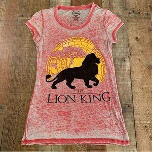 Disney women's size medium lion king crew neck short sleeve t-shirt with simba